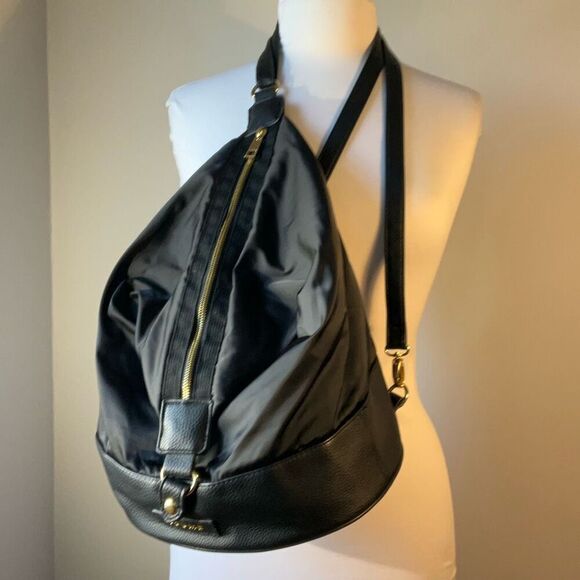 Loume Black Nylon and Vegan Leather Slouchy Backpack, Gold hardware - Picture 14 of 16